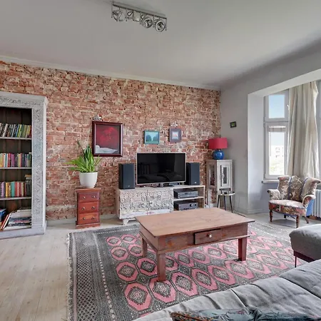Apartamento Lion - Artistic Old Town With River View