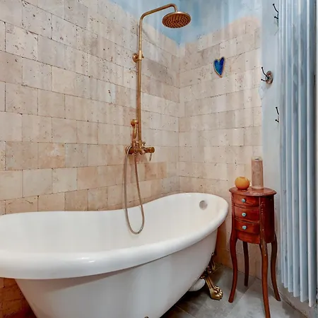 Apartamento Lion - Artistic Old Town With River View *